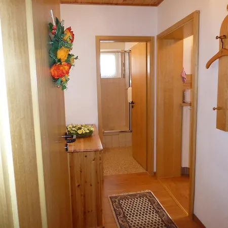 Haus Schwarzwaldmadel